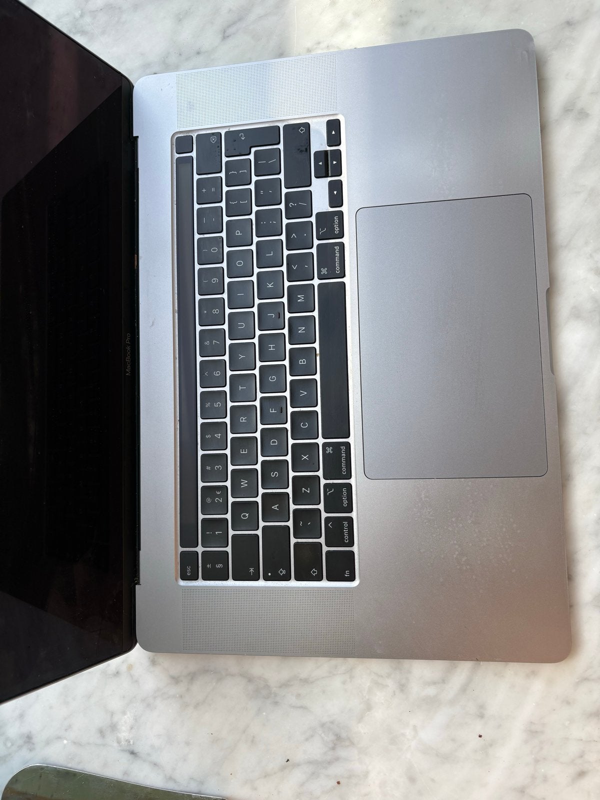 MacBook Pro 16-inch (2019) - 2.6 GHz i7, 16GB RAM, 512GB SSD, Computers en Software, 2 tot 3 Ghz, Qwerty, 512 GB, Zo goed als nieuw