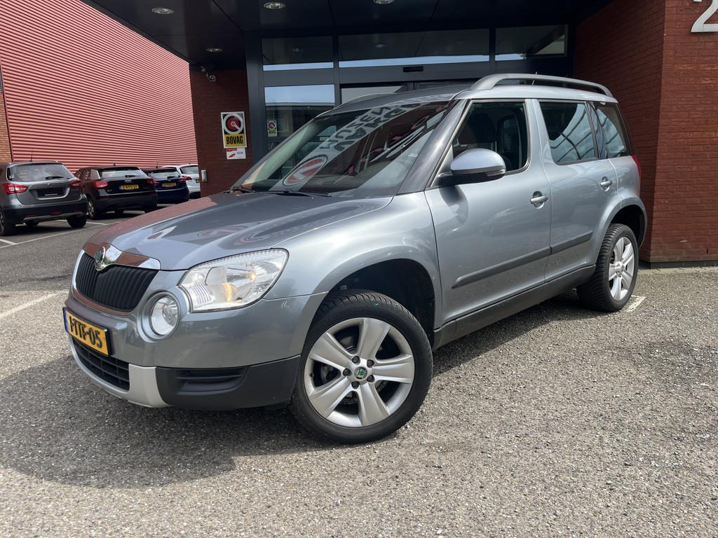 Skoda Yeti 1.2 TSI Ambition // CRUISE // AIRCO // BLUETOOTH, Euro 5, Stof, Gebruikt, 4 cilinders