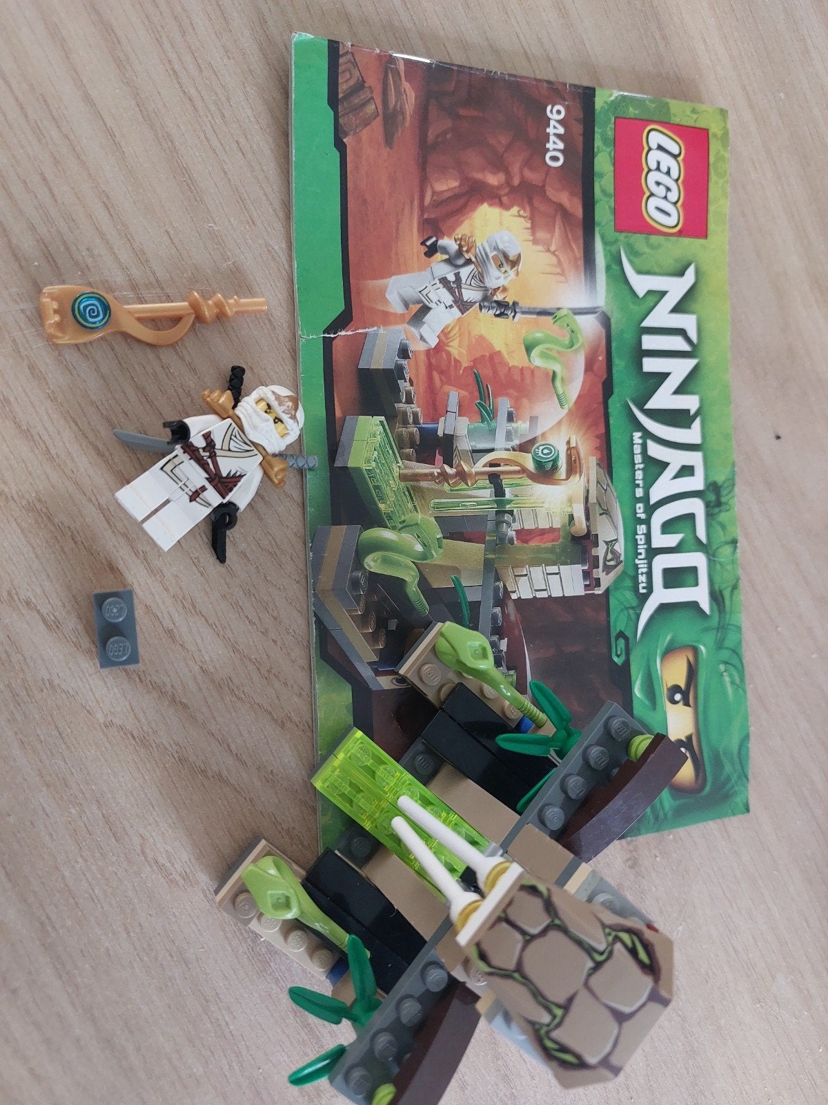 Lego Ninjago 9440 Venomari Shrine met minifiguur, Gebruikt, Lego, Ophalen of Verzenden, Inclusief minifiguren