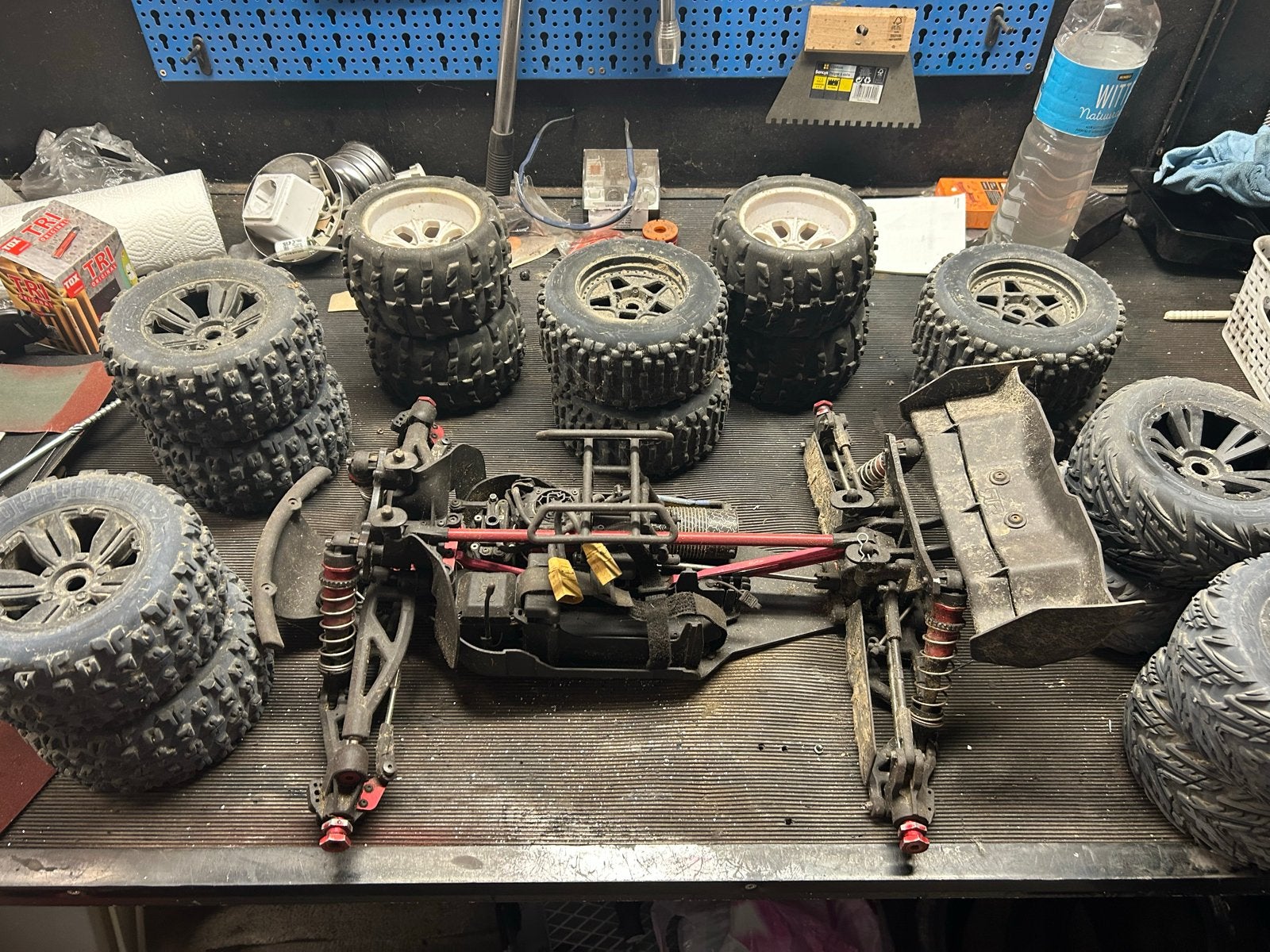 ARRMA Kraton 6S BLX RC Auto met onderdelen en zender, Gebruikt, Auto offroad, RTR (Ready to Run), Schaal 1:8