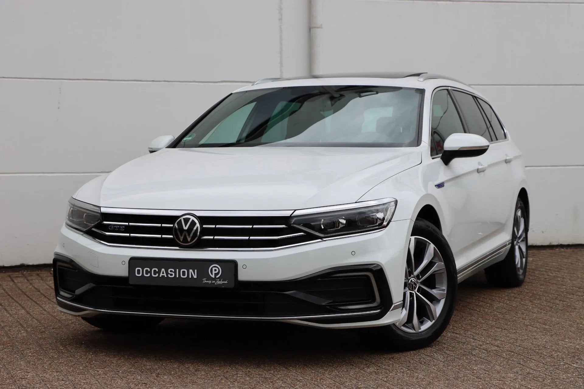 Volkswagen Passat Variant 1.4 TSI PHEV GTE Business, Gebruikt, Automatische klimaatregeling, Wit, 218 pk