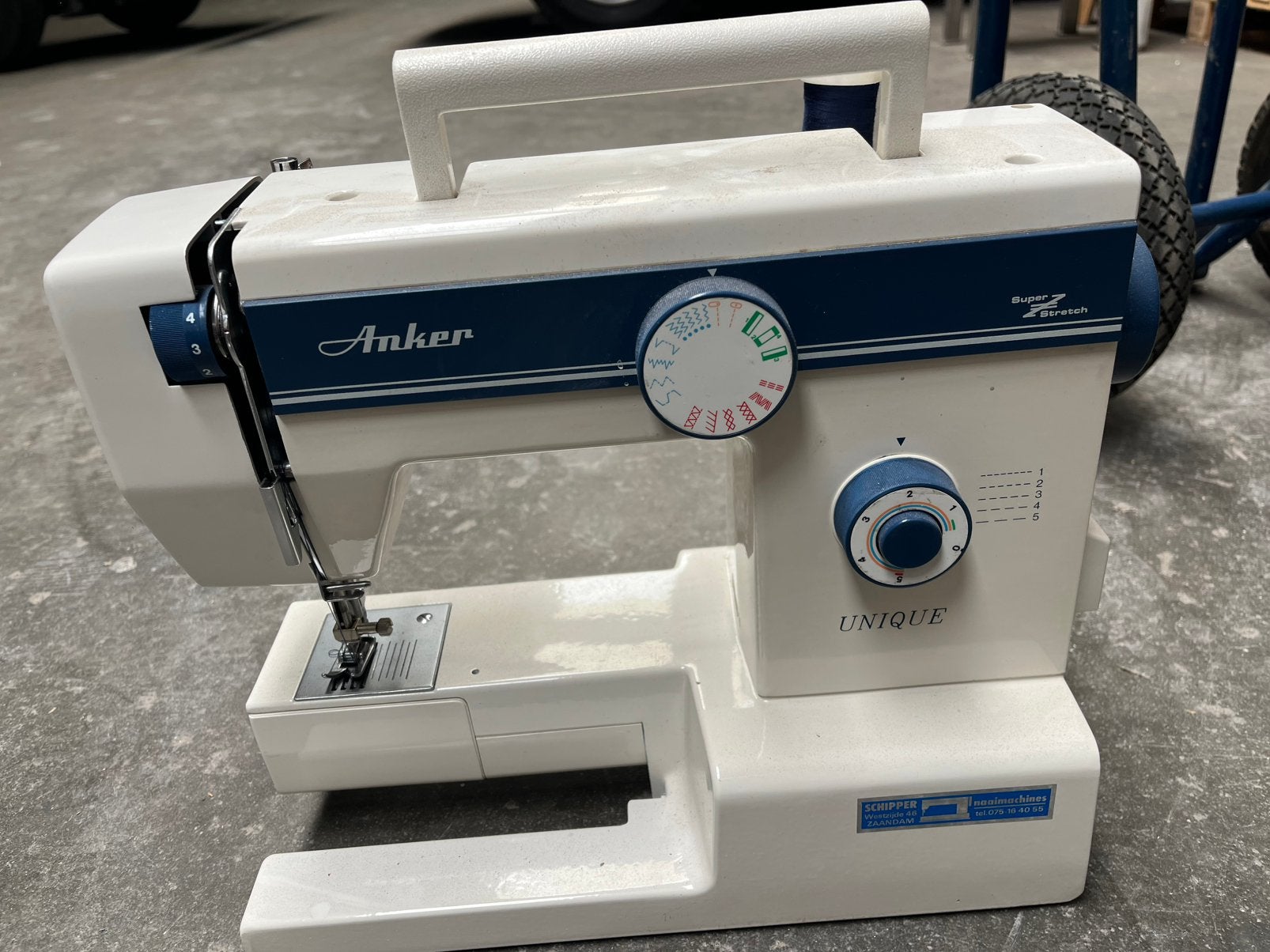 Anker unique naaimachine . Defect!!!, Hobby en Vrije tijd, Naaimachines en Toebehoren, Ophalen of Verzenden, Gebruikt, Naaimachine