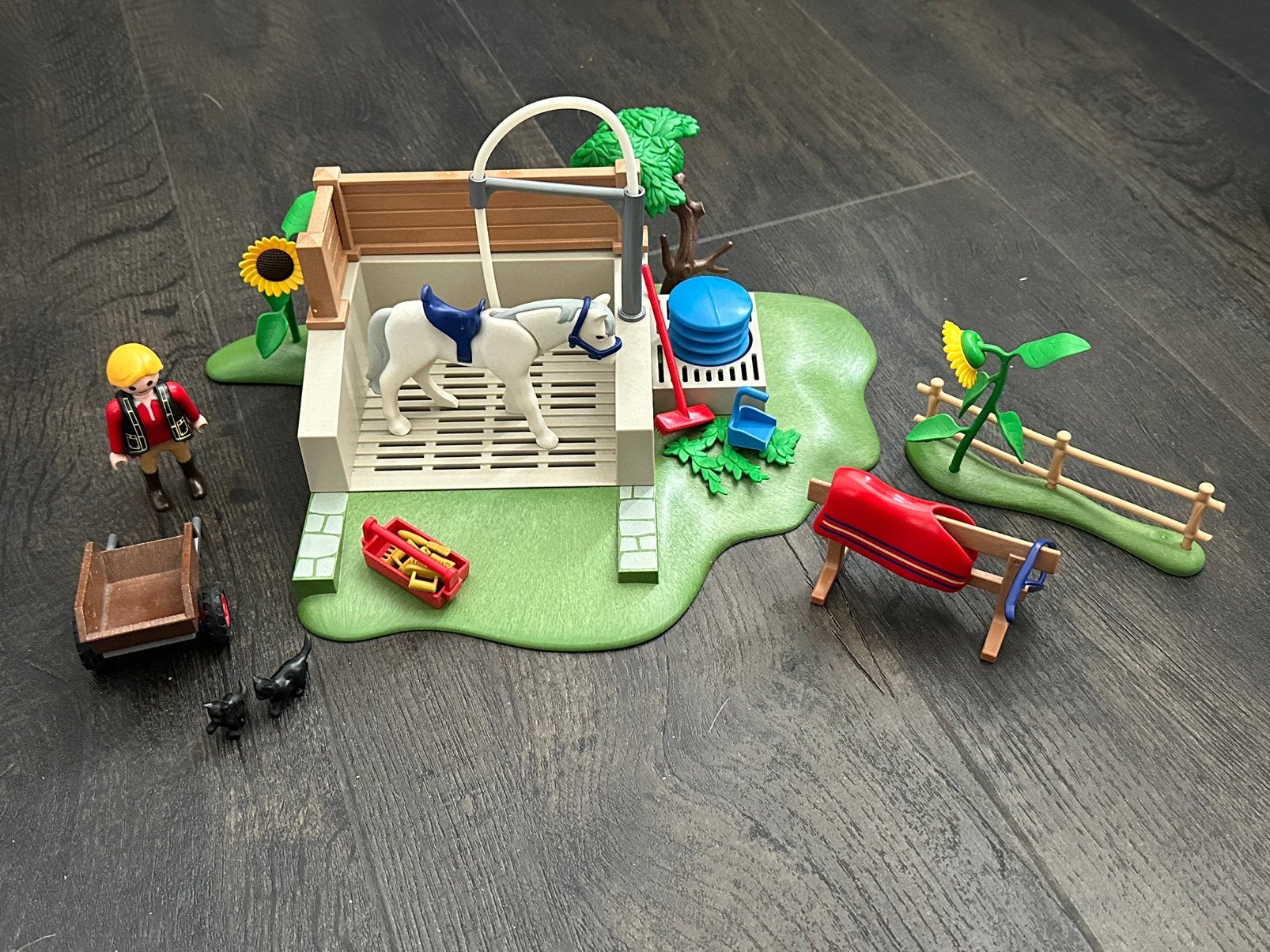 Playmobil paarden wasstraat, Ophalen, Zo goed als nieuw