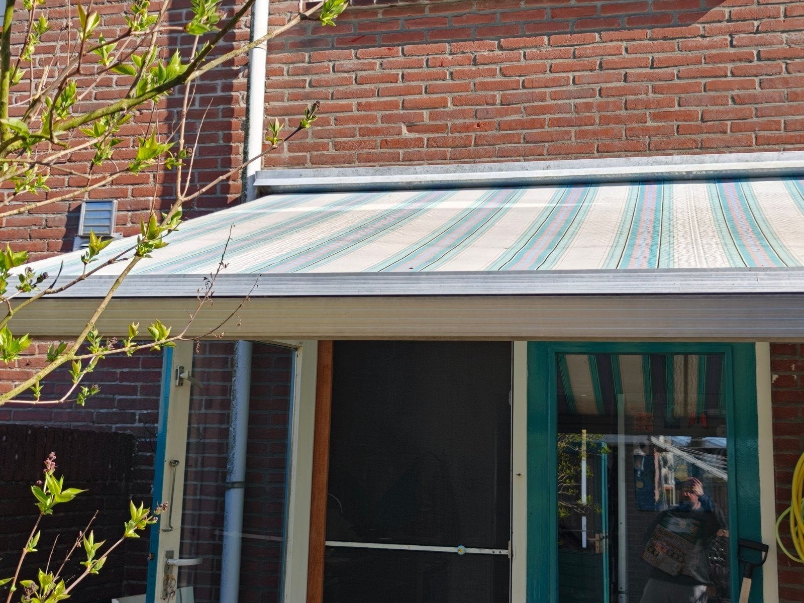 Mooi knikarm zonnescherm - Ideaal voor uw terras, Ophalen, Gebruikt, 150 tot 300 cm, 250 cm tot 450 cm
