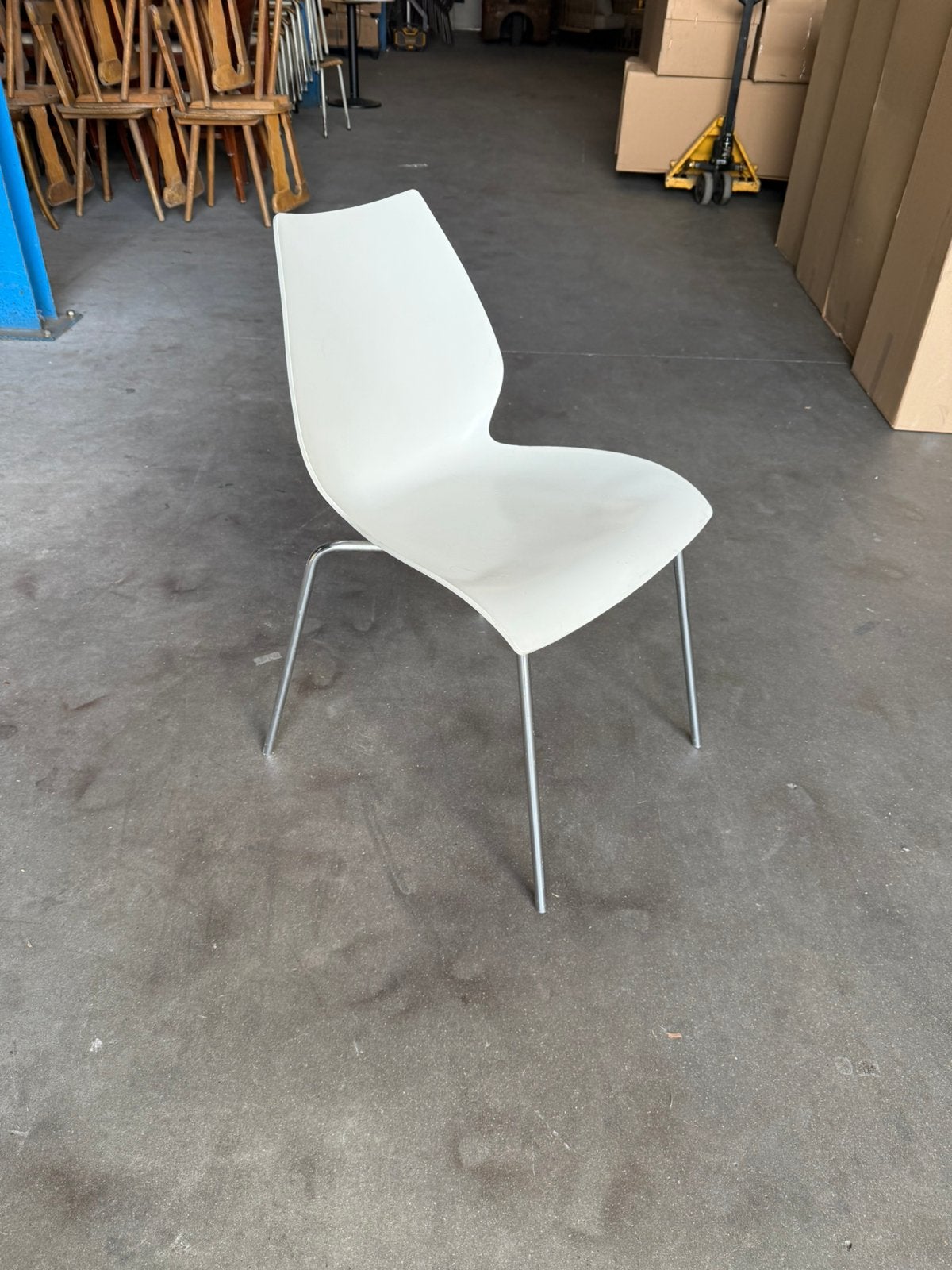 24 Kartell Maui stoelen stapelbaar, Kunststof, Gebruikt, Wit, Ophalen of Verzenden