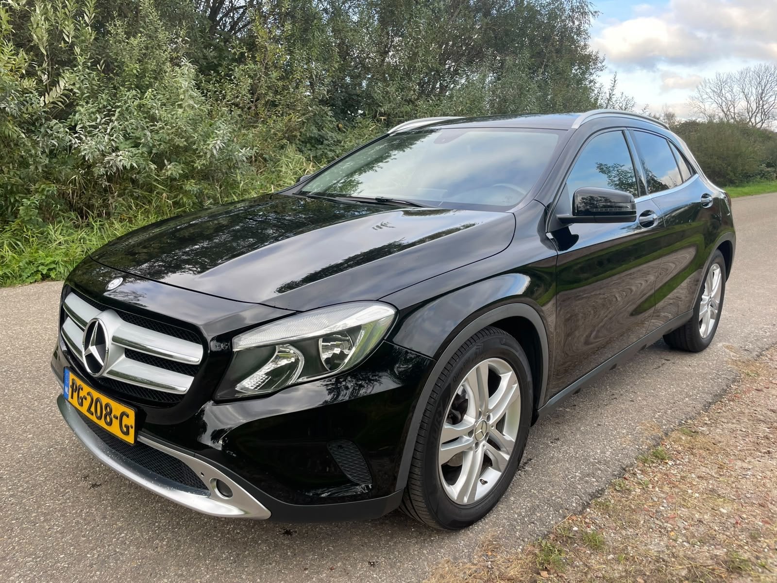 Mercedes-Benz GLA-klasse 220 CDI 4Matic Ambition, Euro 6, 4 cilinders, Zwart, Bedrijf