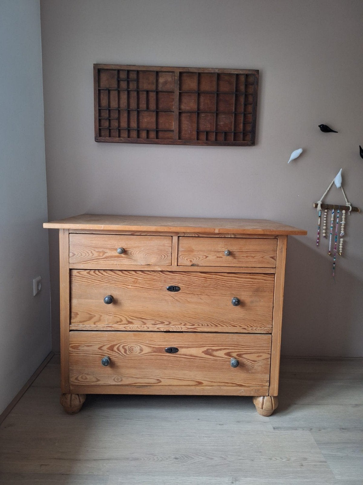 Grenen ladekast / dressoir met lichte gebruikssporen, Huis en Inrichting, Kasten | Ladekasten, Ophalen, Gebruikt, 100 tot 150 cm