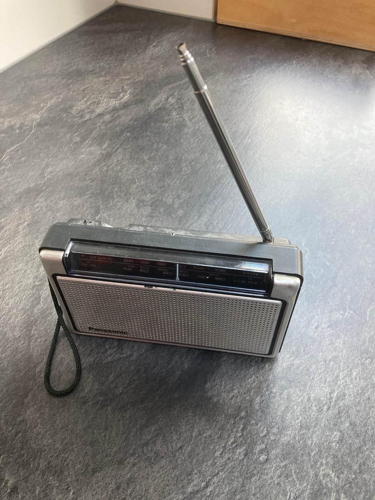 Panasonic Radio - Antennepuntje ontbreekt, verder goede staa, Ophalen of Verzenden, Gebruikt, Radio