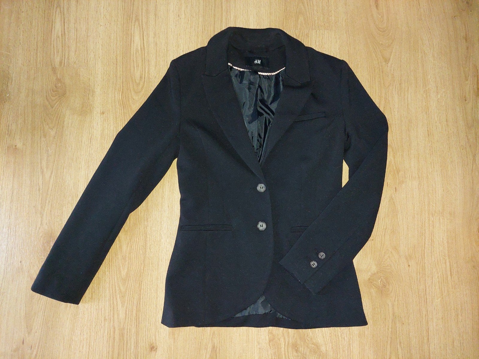Mooie getailleerde zwarte blazer geheel gevoerd mt.36 H&M, H&M, Zwart, Ophalen of Verzenden, Zo goed als nieuw