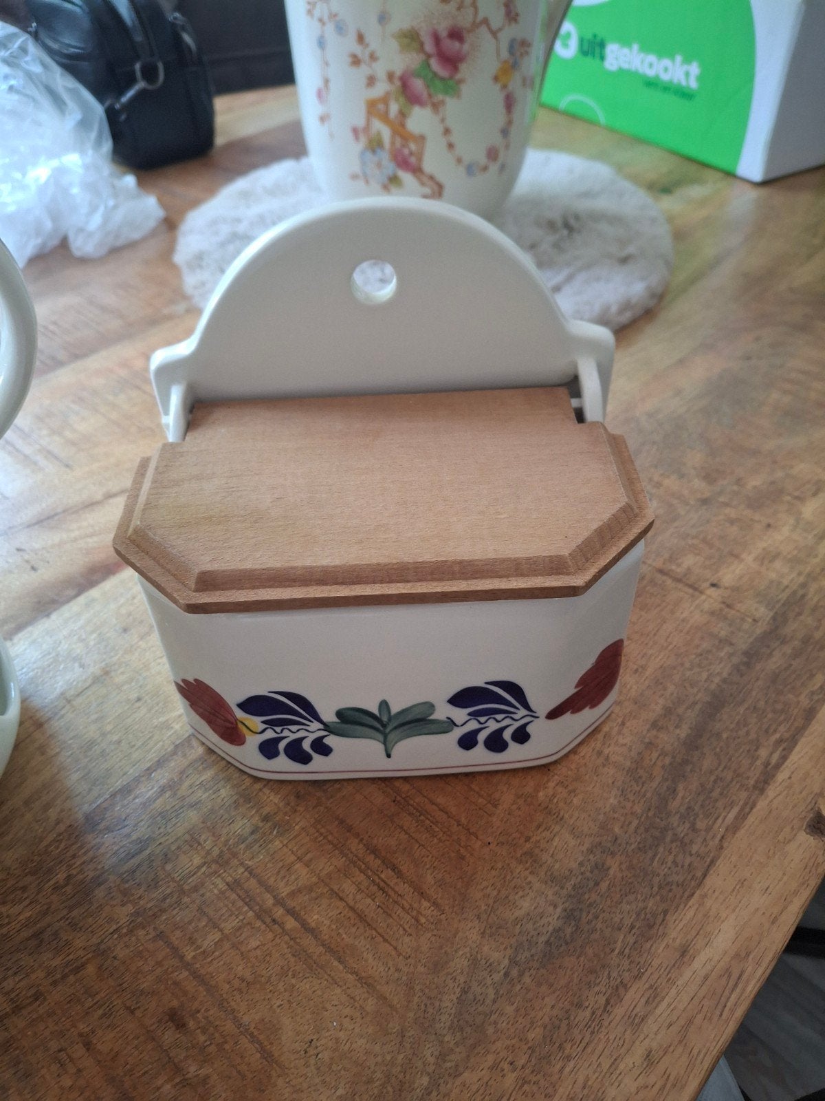 Boerenbont theepot, koffiepot en zoutpotje - Boch België, Ophalen
