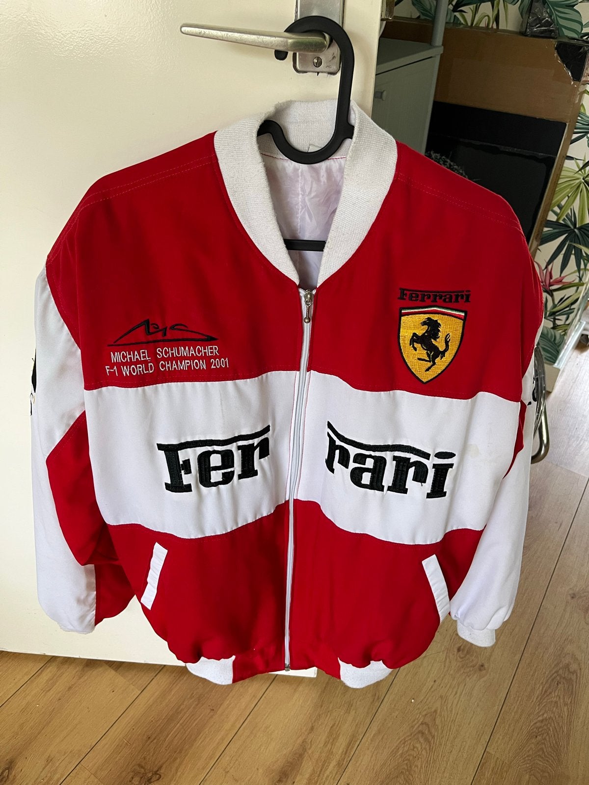 Michael Schumacher Ferrari F1 Wereldkampioen 2001 Jas, Ophalen, Gedragen, Maat 56/58 (XL), Rood