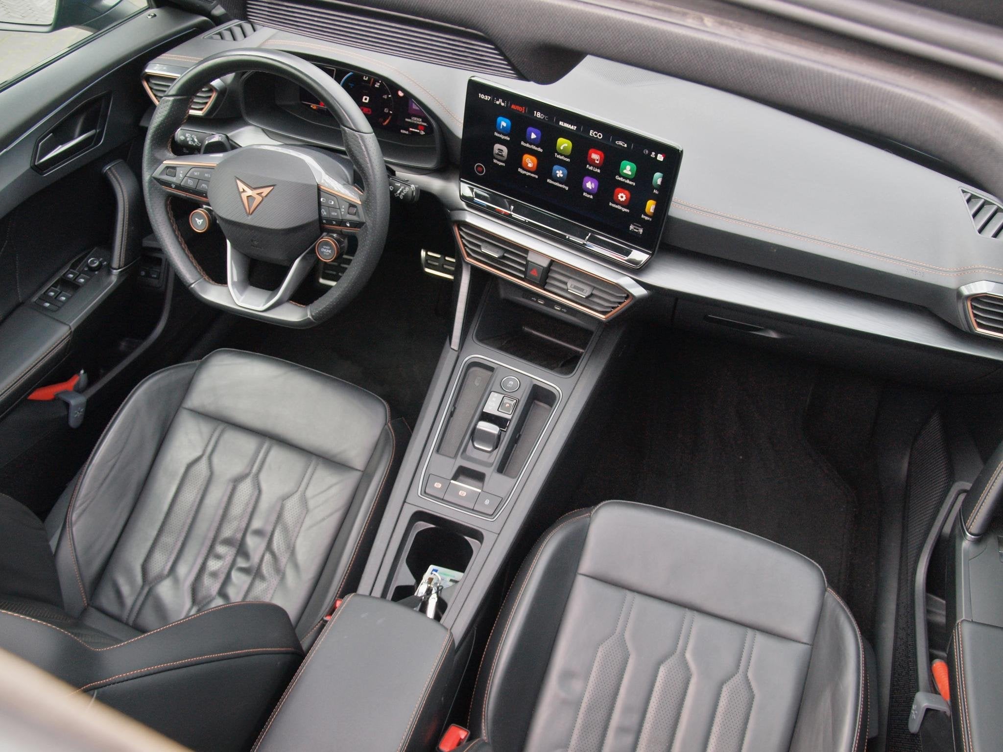 CUPRA Formentor 1.4 e-Hybrid VZ Black Edition | Panoramadak, Gebruikt, 4 cilinders, Formentor, Blauw