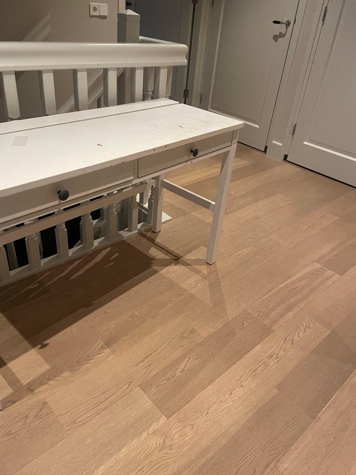 Gratis IKEA bureau gratis af te halen, Ophalen, Gebruikt, Met lades, IKEA