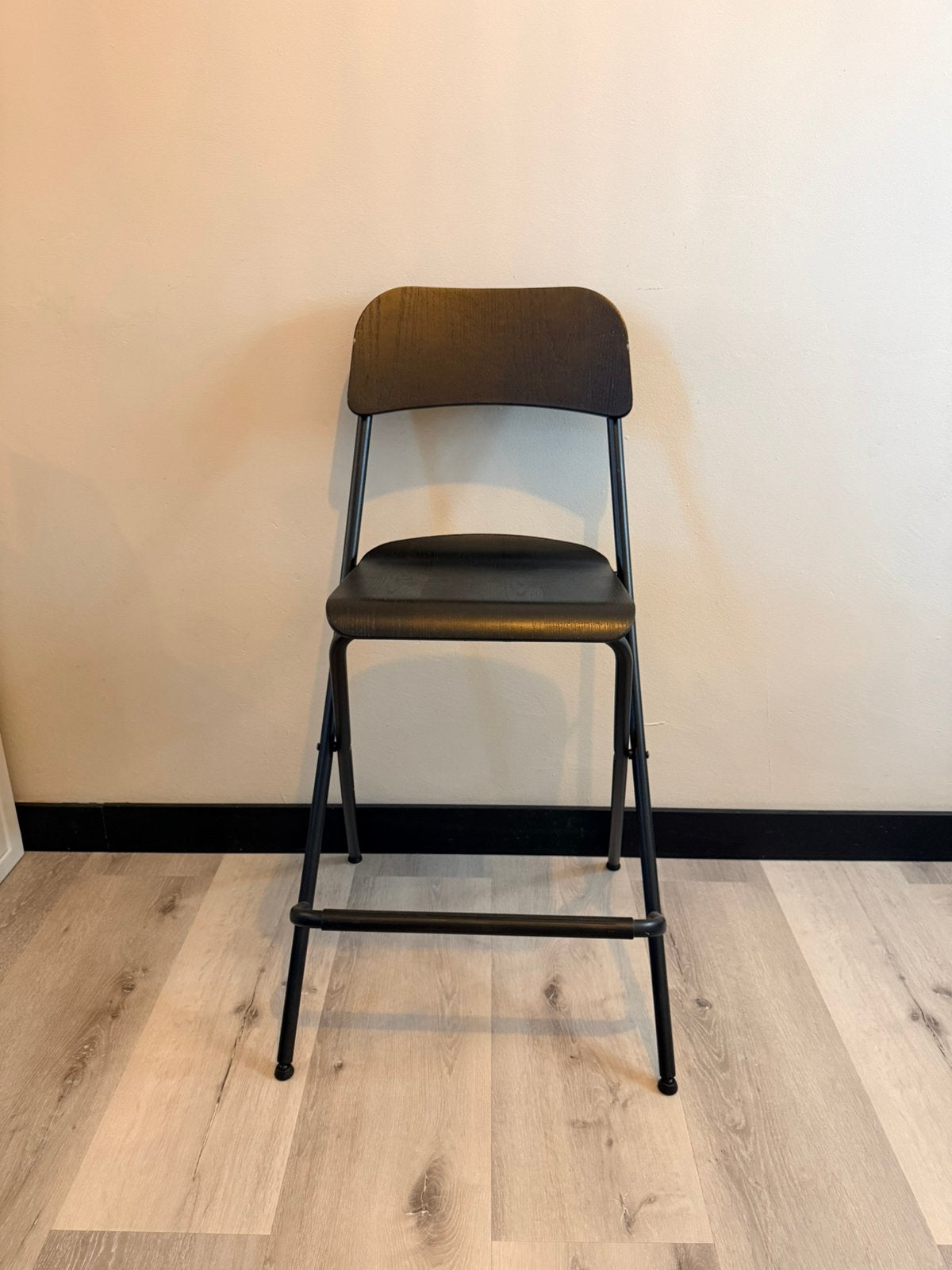 IKEA barkruk FRANKLIN, Huis en Inrichting, Barkrukken, Ophalen, Gebruikt, Met voetsteun, 60 tot 90 cm