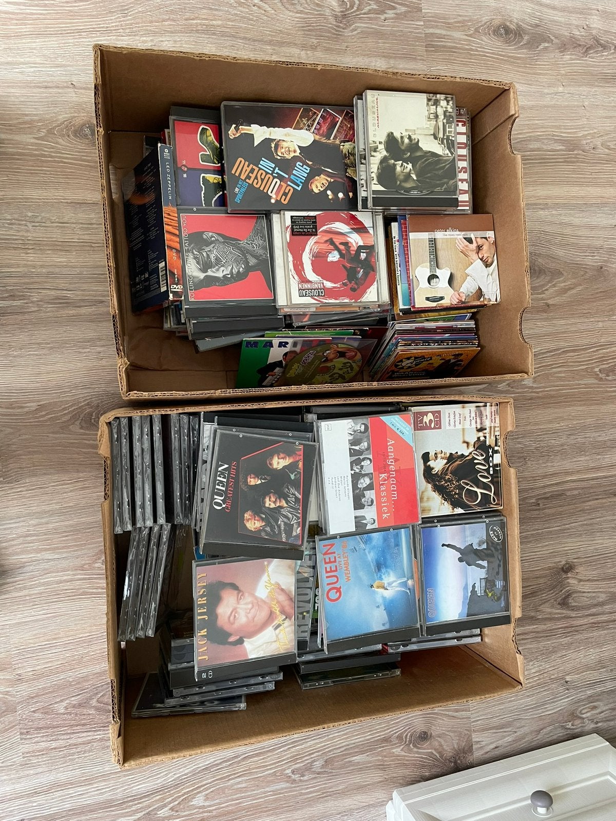 2 dozen cds  rommelmarkt partij, Ophalen of Verzenden, Gebruikt