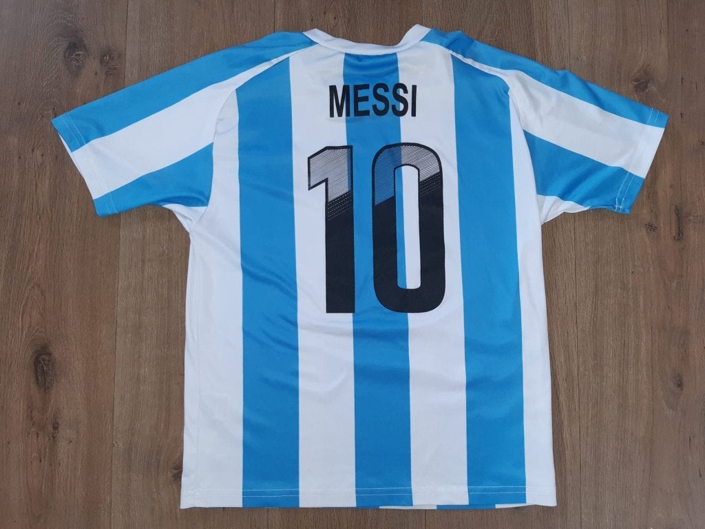 Jongens Messi Voetbal / Gym shirt, Maat 140, Ophalen of Verzenden, Zo goed als nieuw, Jongen, Shirt of Longsleeve