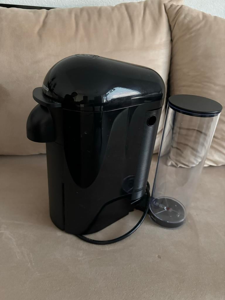 Nespresso Vertuo Plus - Gebruikt, Gebruikt, Koffiemachine, Ophalen of Verzenden, Koffiepads en cups