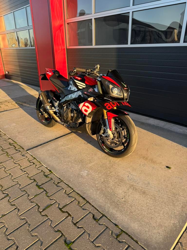 Aprilia Tuono V4 APRC, 4 cilinders, Motorrijbewijs A, Naked bike, LED Verlichting