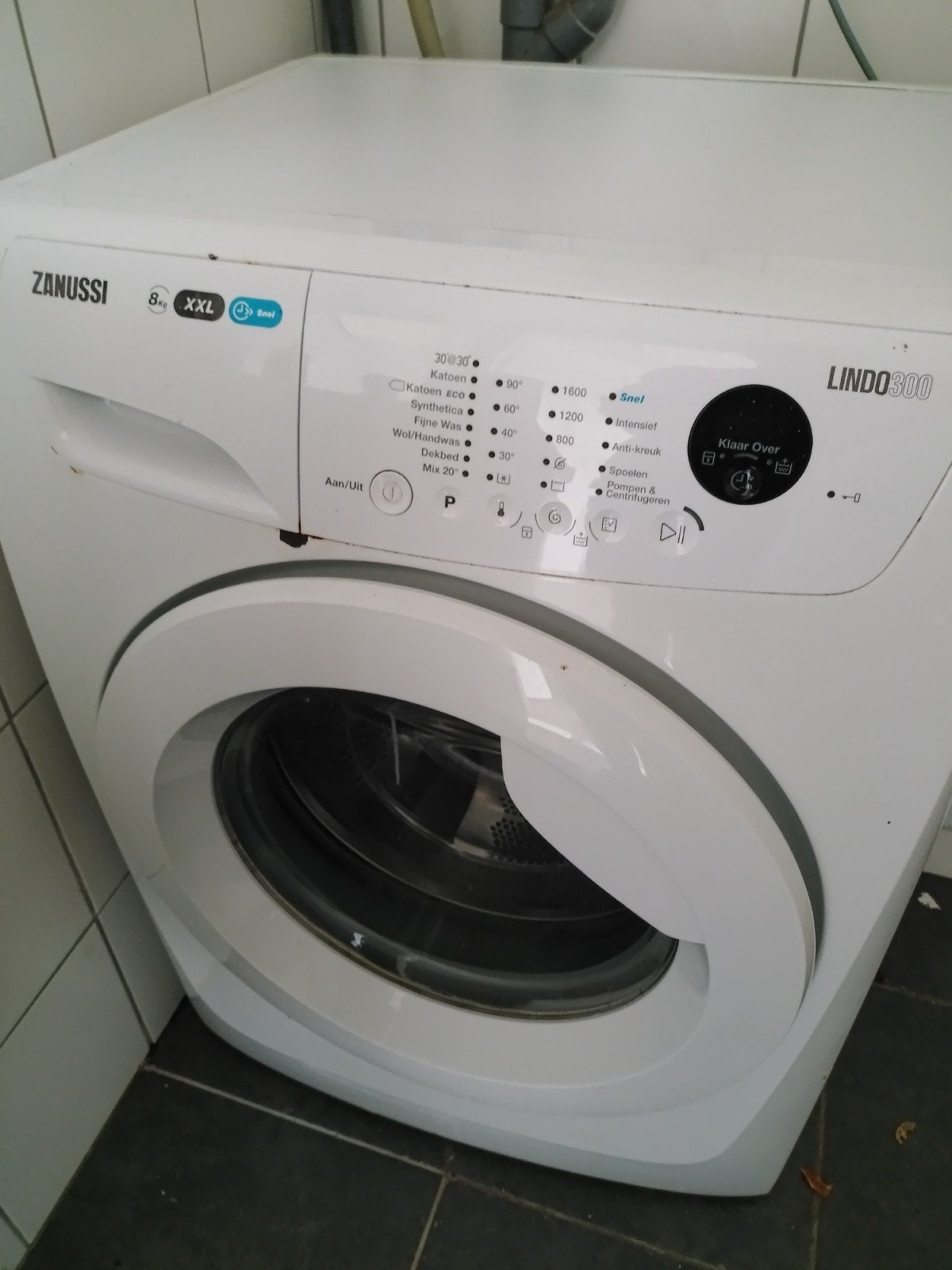 GRATIS! Zanussi Lindo 300 Wasmachine 8kg XXL, Witgoed en Apparatuur, Ophalen, 1200 tot 1600 toeren, Gebruikt, 8 tot 10 kg