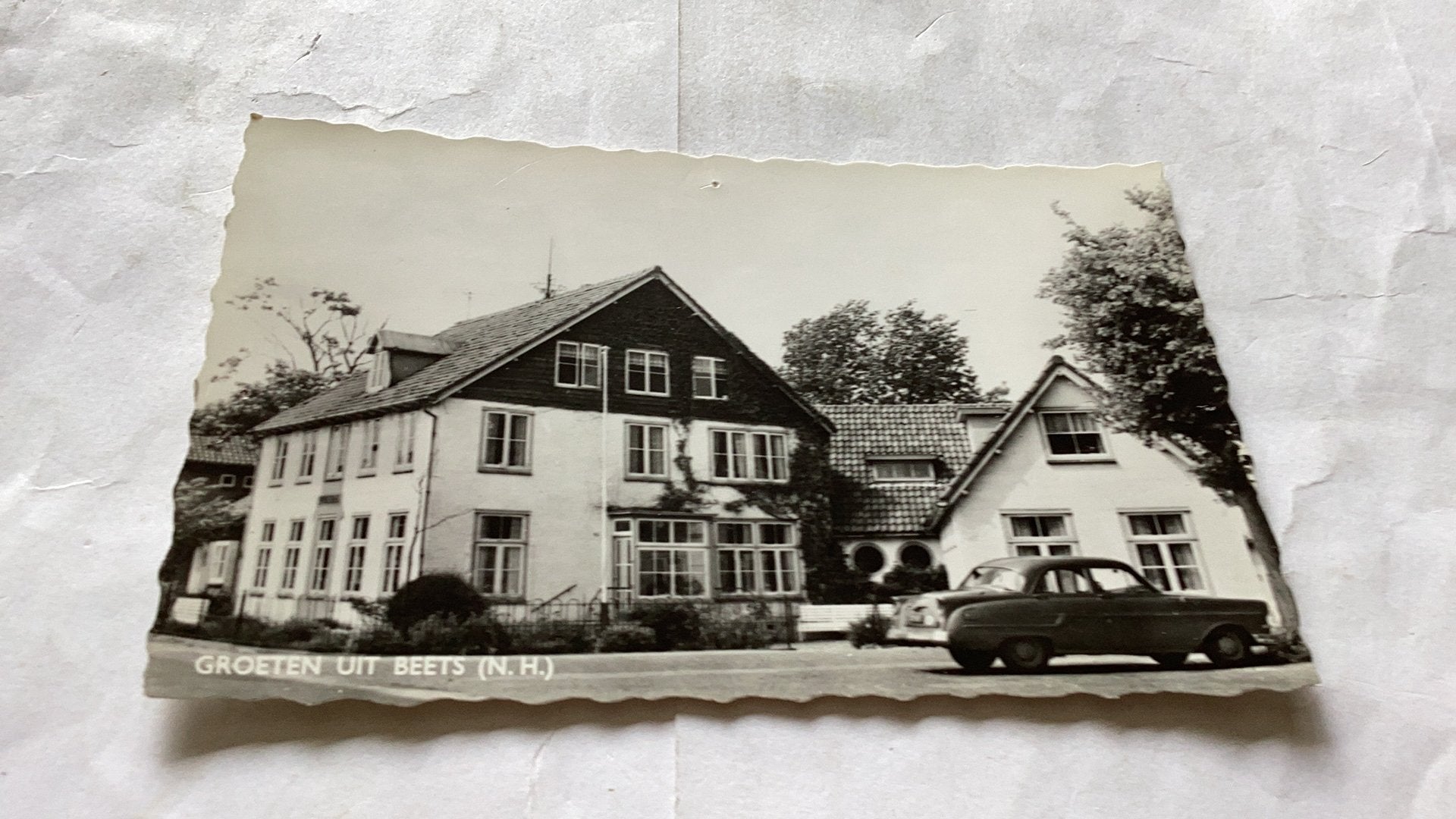 Beets Groeten uit Beets (N.H.) met auto, Ophalen of Verzenden, 1940 tot 1960, Ongelopen, Noord-Holland