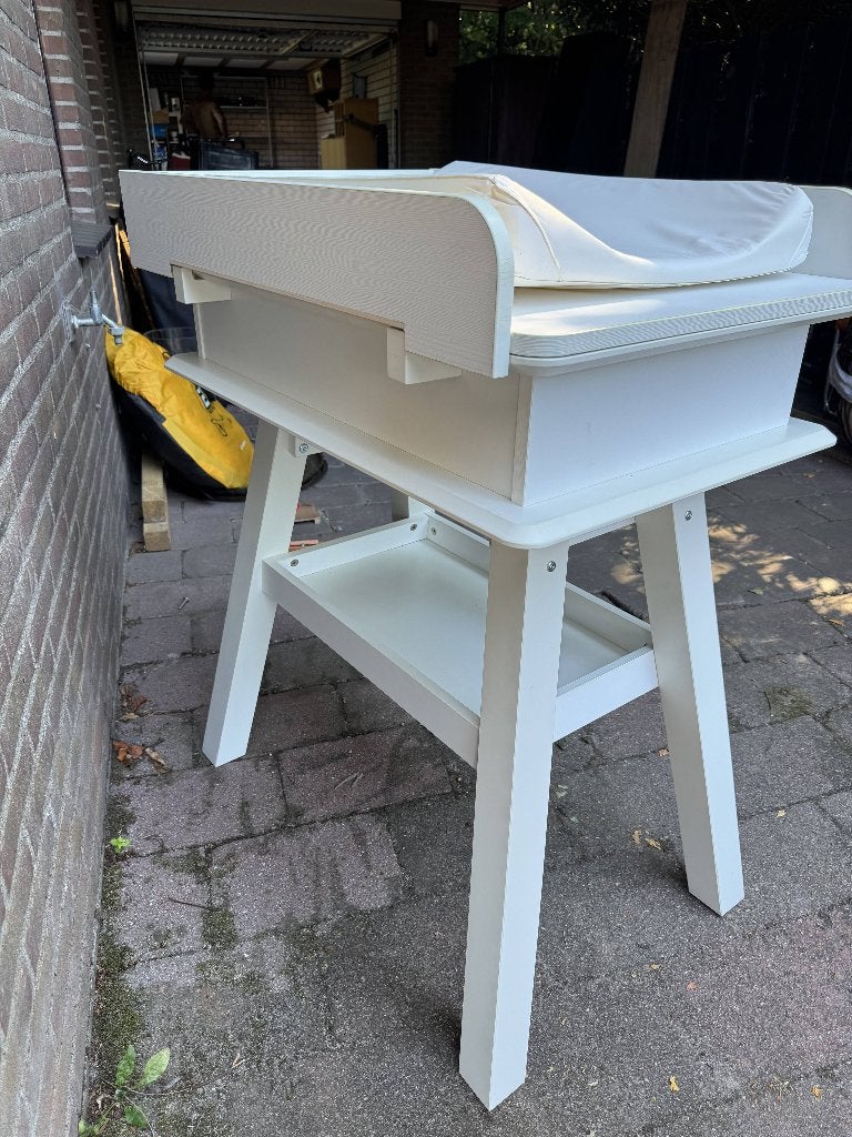 Foto 3 van Childhome commode met verschoonblad & 2 lades