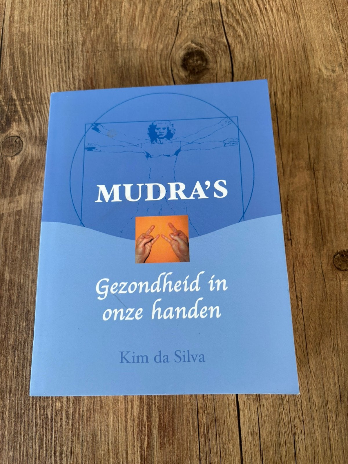 Mudra's: Gezondheid in onze handen - Kim da Silva, Boeken, Ophalen of Verzenden, Gelezen, Kruiden en Alternatief