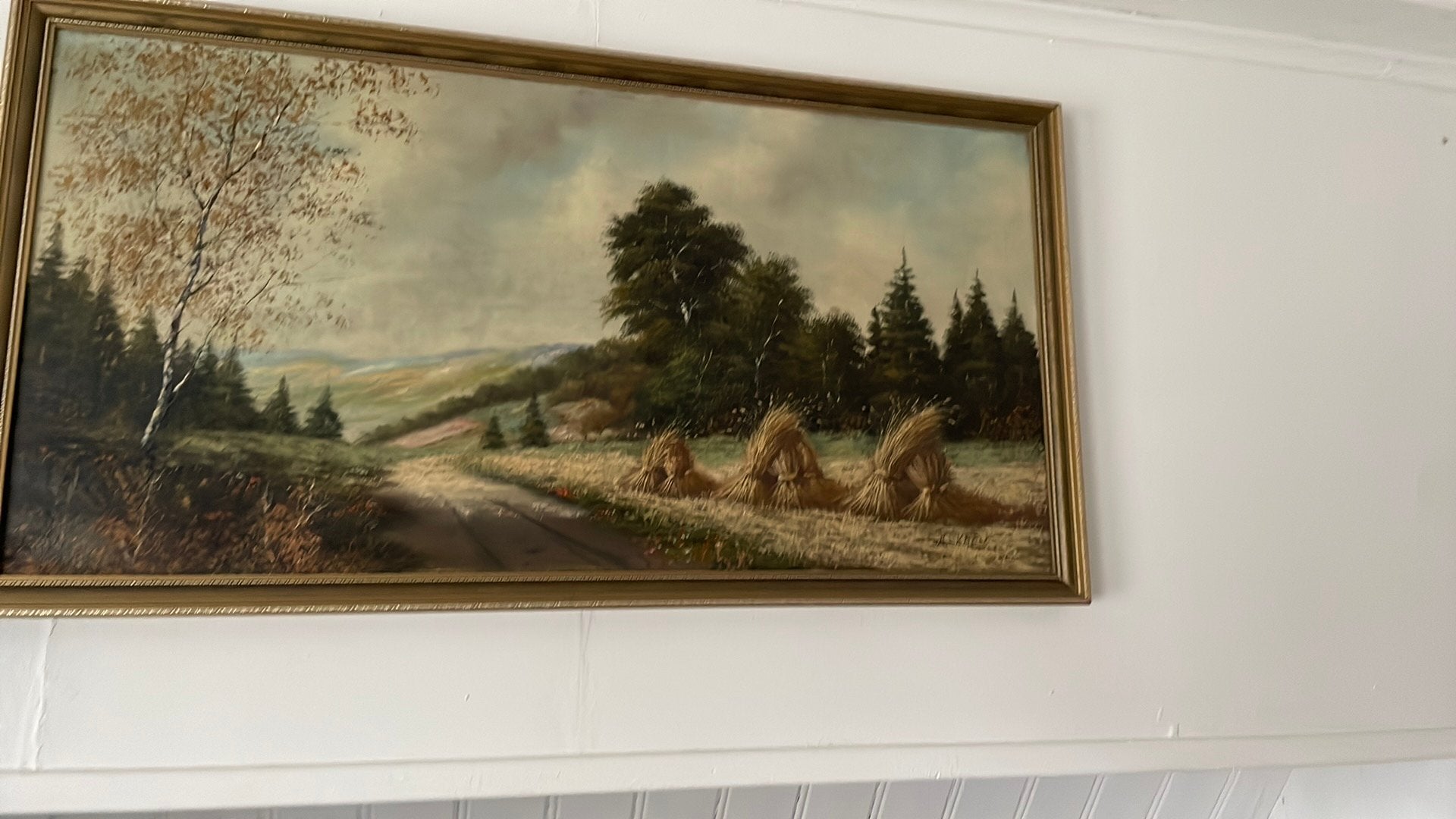 Olieverfschilderij Landschap met Hooibergen, gesigneerd, Antiek en Kunst, Doek, Realistisch, Ophalen of Verzenden, Gesigneerd