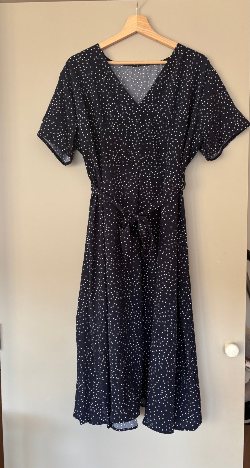 Marine blauwe zomerjurk met witte stippen, Blauw, Maat 46/48 (XL) of groter, Nieuw, Ophalen of Verzenden