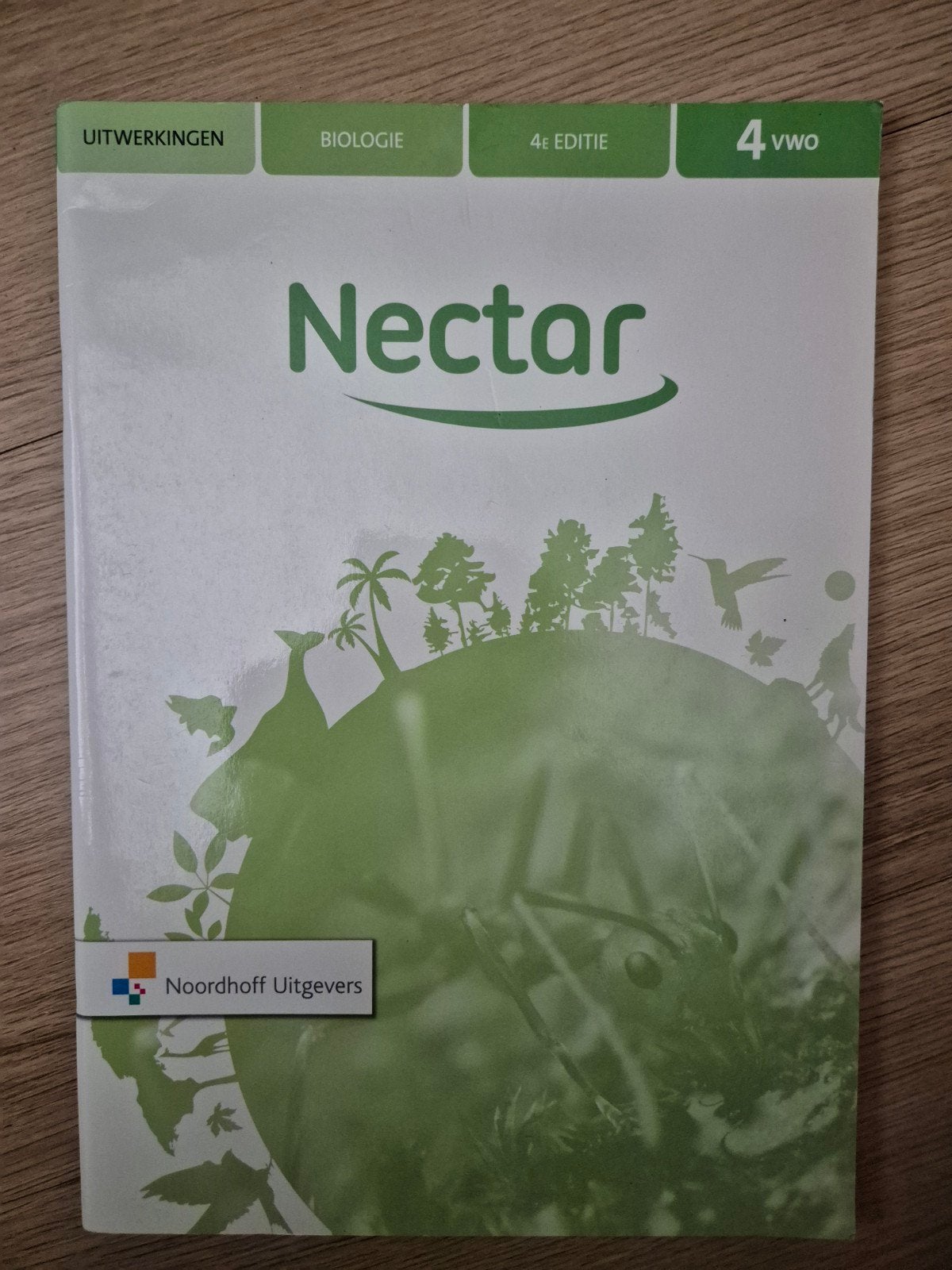 Nectar Biologie Uitwerkingen 4 VWO 4e editie, Boeken, Ophalen of Verzenden, Zo goed als nieuw, Biologie
