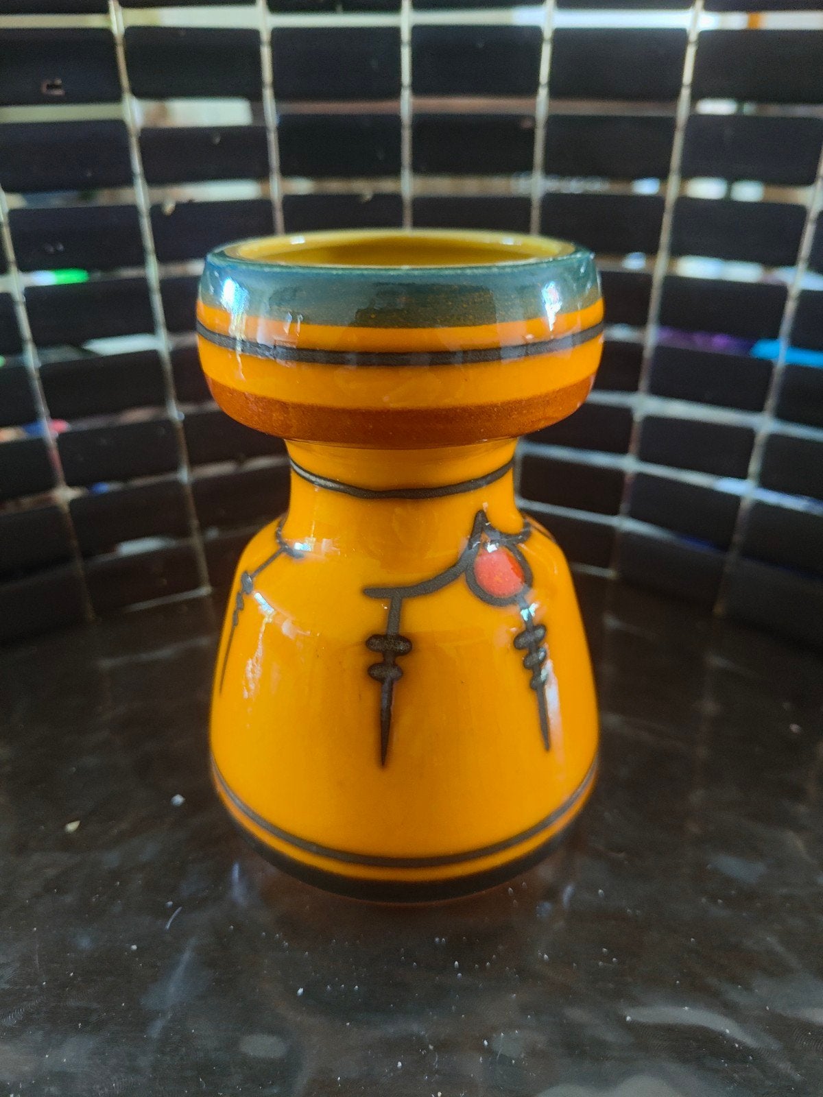 Vintage Flora Gouda Holland Geel Aardewerk Vaasje, Ophalen of Verzenden