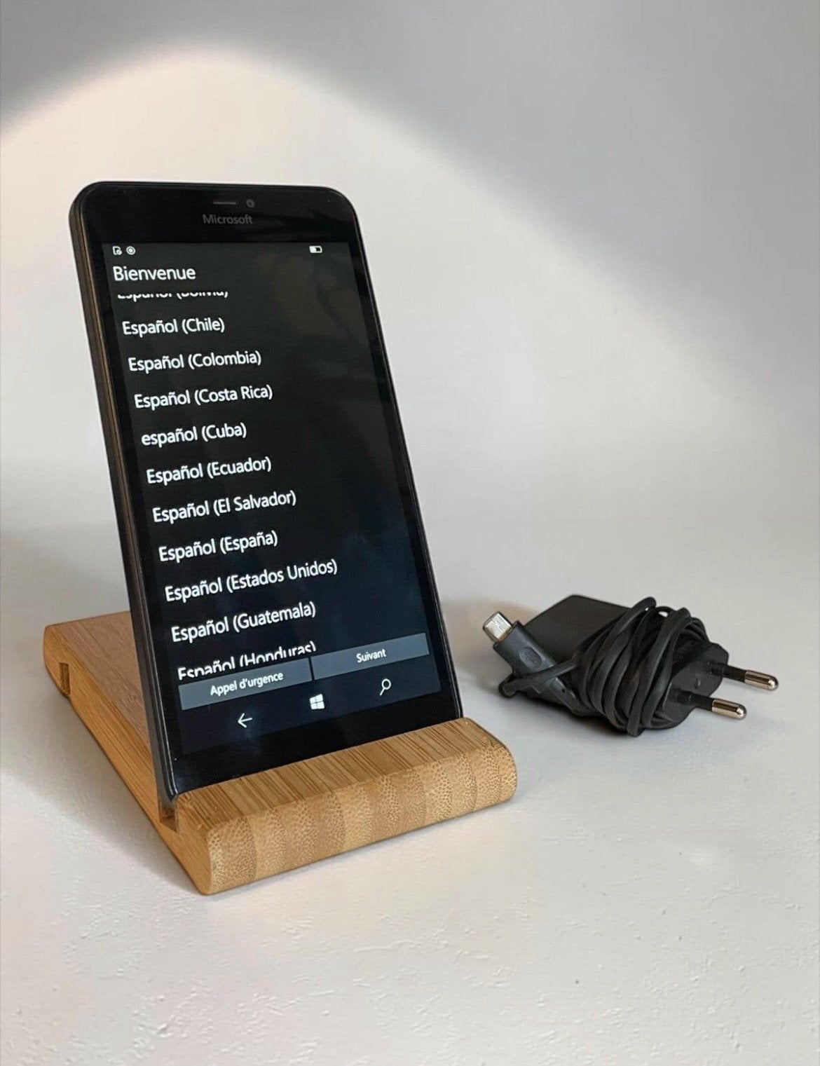 Microsoft Lumia-550 Smartphone - Phone, Case & Charger, Verzenden, 3 tot 6 megapixel, Zo goed als nieuw, Klassiek of Candybar