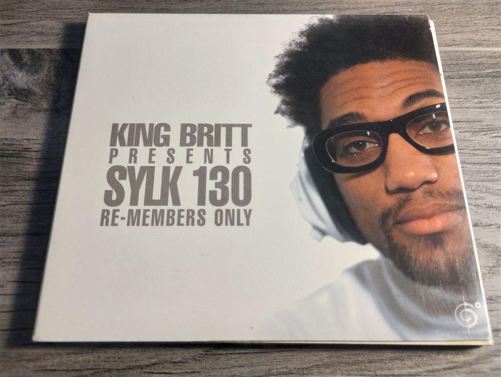 King Britt Presents Sylk 130 [Re-Members Only] Digipack, Cd's en Dvd's, Cd's | R&B en Soul, Ophalen of Verzenden, Zo goed als nieuw