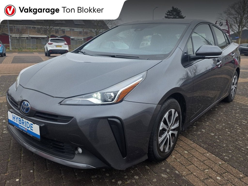 Toyota Prius 1.8 Dynamic, Auto's, Toyota, Zwart, 98 pk, Hybride Elektrisch/Benzine, Prius