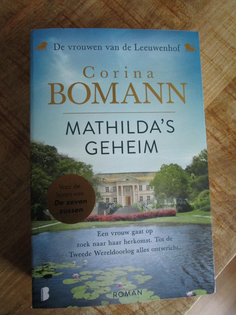 Corina Bomann - Mathilda's geheim (vrouwen vd Leeuwenhof), Ophalen of Verzenden, Zo goed als nieuw, Corina Bomann, Nederland