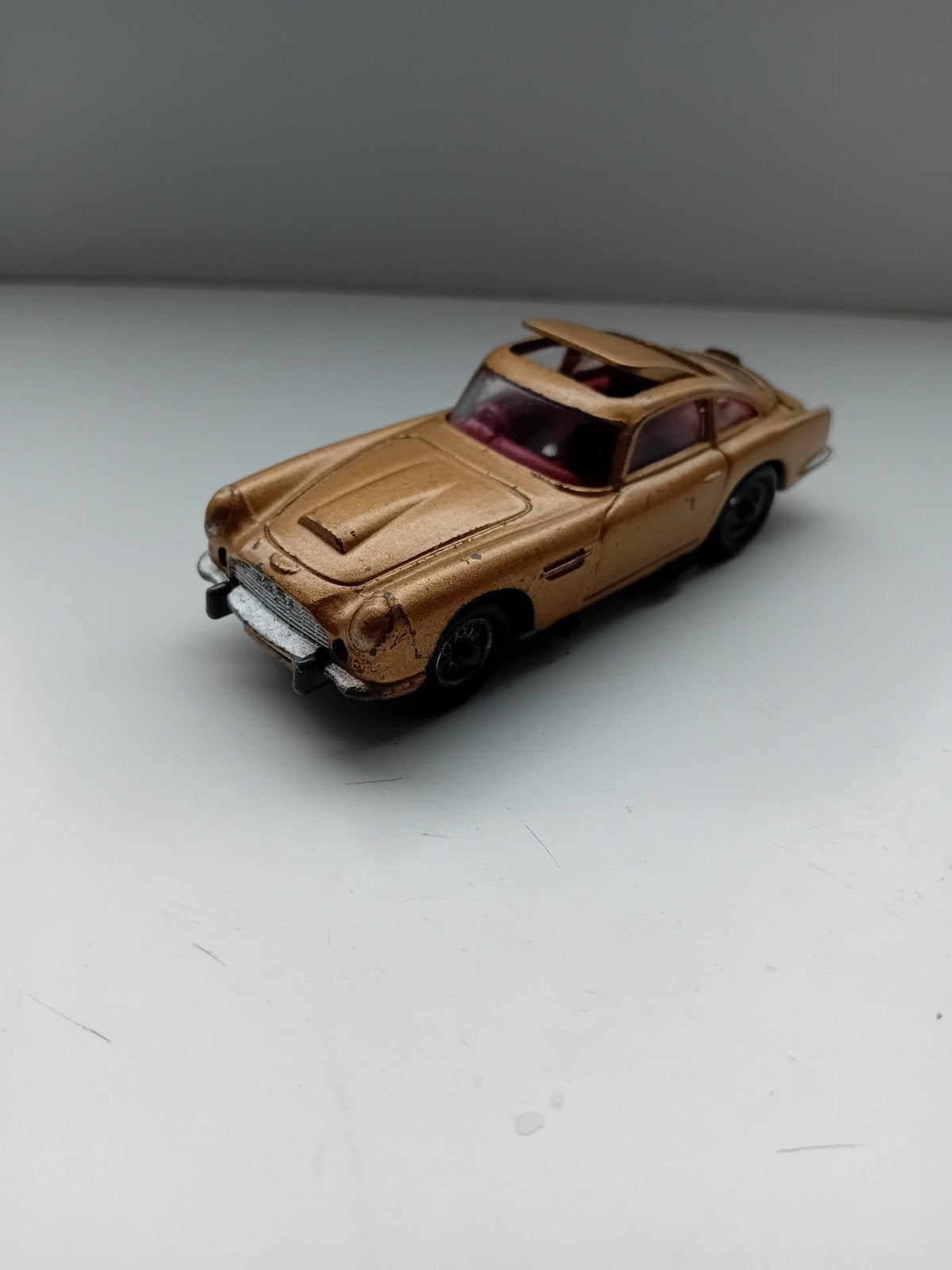 Corgi Toys James Bond Aston Martin DB5., Ophalen of Verzenden, Gebruikt, Auto, Corgi