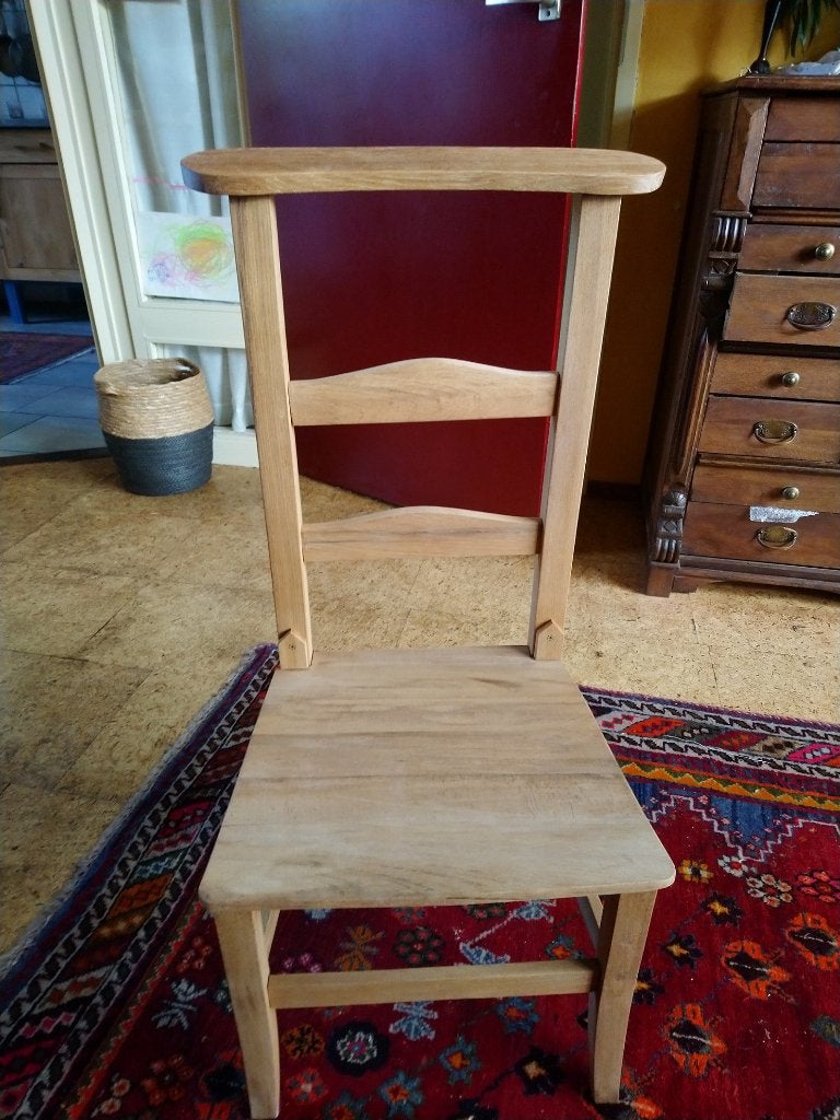 Bidstoeltje, Ophalen
