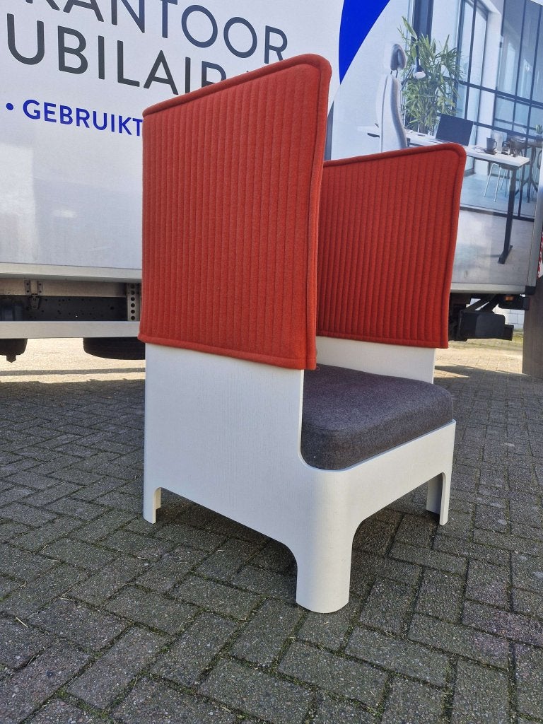 Bla Station Koja design fauteuil / belbank / lounge / entree, Info@blastation.se, Ophalen of Verzenden, Stof, Sandvaktaregatan 17 Åhus. Sweden