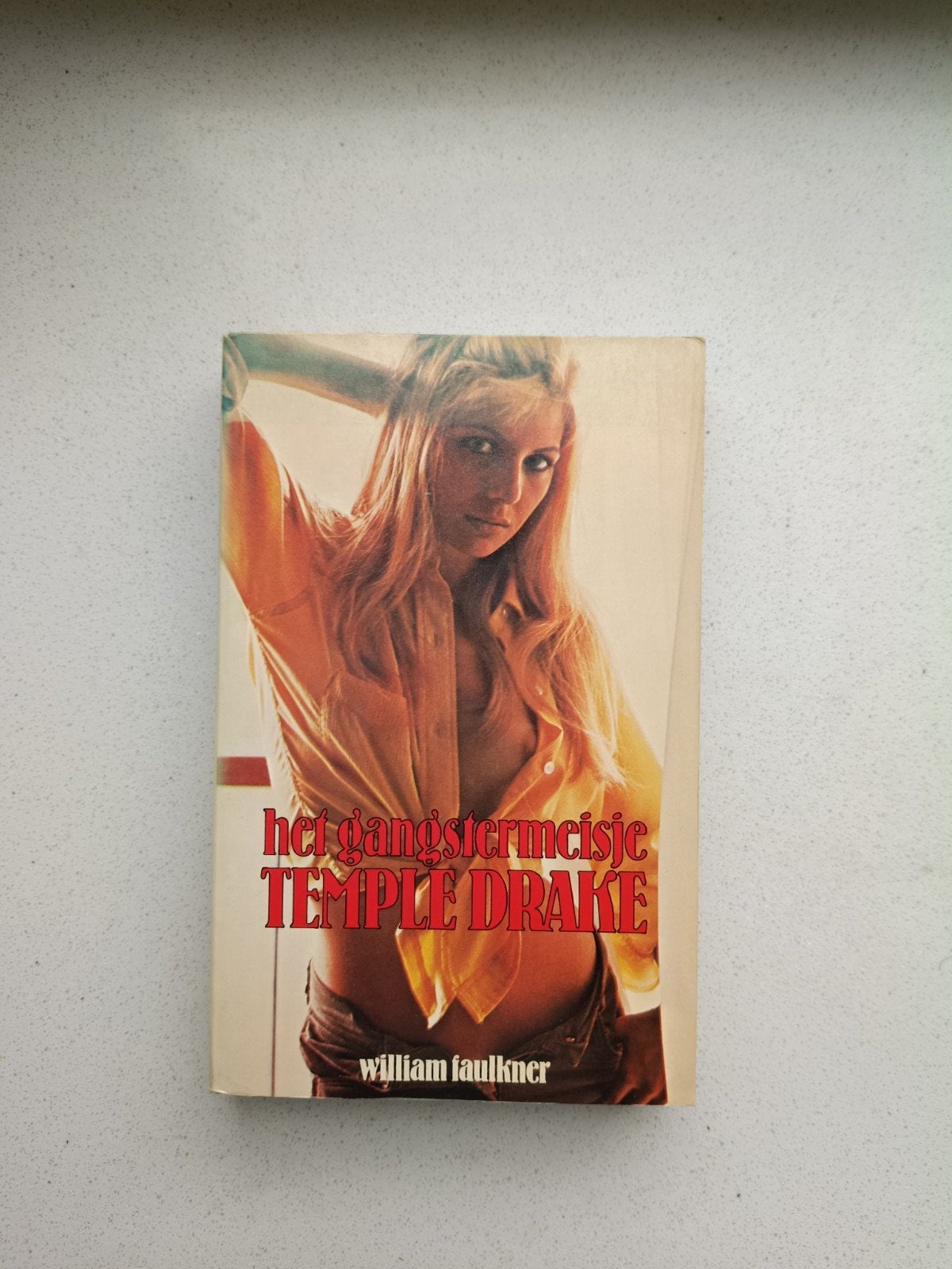 Het Gangstermeisje Temple Drake - William Faulkner, Ophalen of Verzenden, Gelezen
