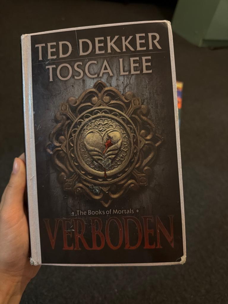 Verboden - Ted Dekker & Tosca Lee (The Books of Mortals), Boeken, Ophalen of Verzenden, Zo goed als nieuw