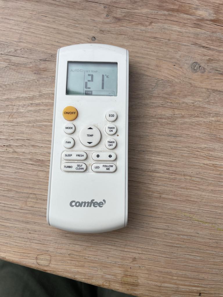 Comfee Airco Afstandsbediening RG57A8/BGEF, Witgoed en Apparatuur, Airco's, Ophalen of Verzenden, Zo goed als nieuw, Afstandsbediening