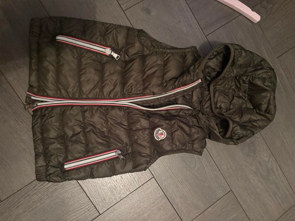 Moncler bodywarmer ( echt), Kinderen en Baby's, Ophalen of Verzenden, Zo goed als nieuw