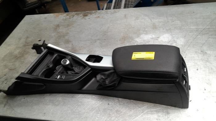 Middenconsoles van een BMW 1-Serie, Gebruikt, -, -, Ophalen of Verzenden