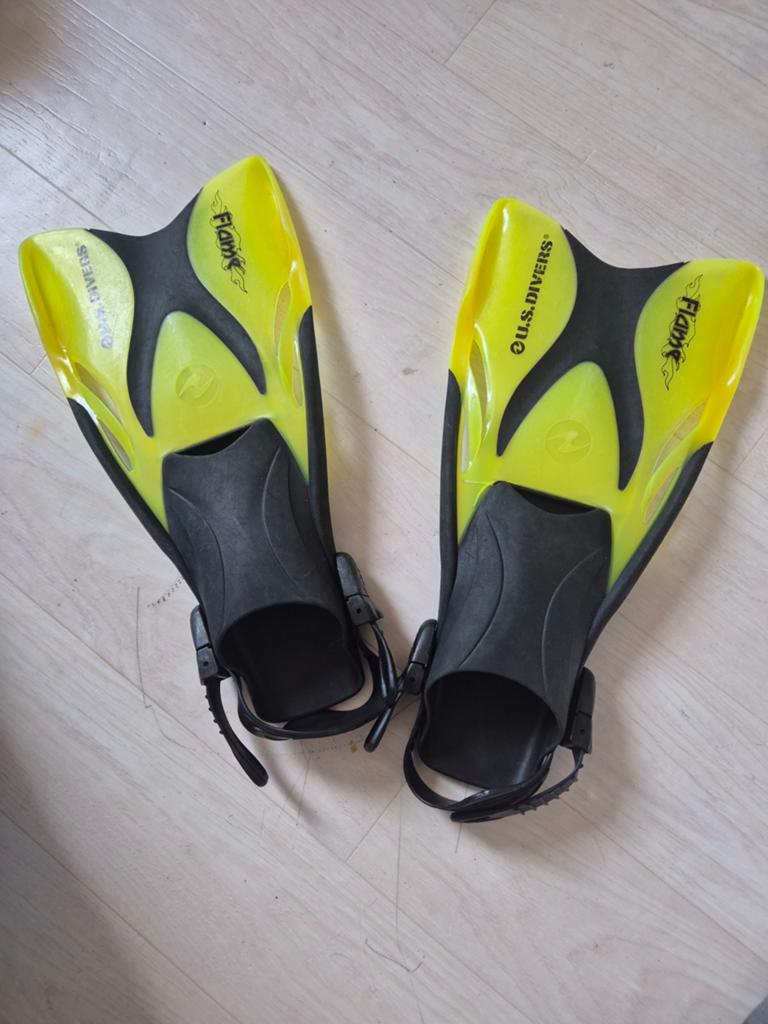US Divers Flame Zwemvliezen - Geel/Zwart, Watersport en Boten, Ophalen of Verzenden