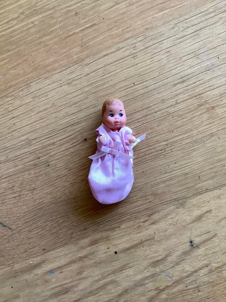 Barbie baby uit Taiwan,vintage, Ophalen of Verzenden, Gebruikt, Fashion Doll