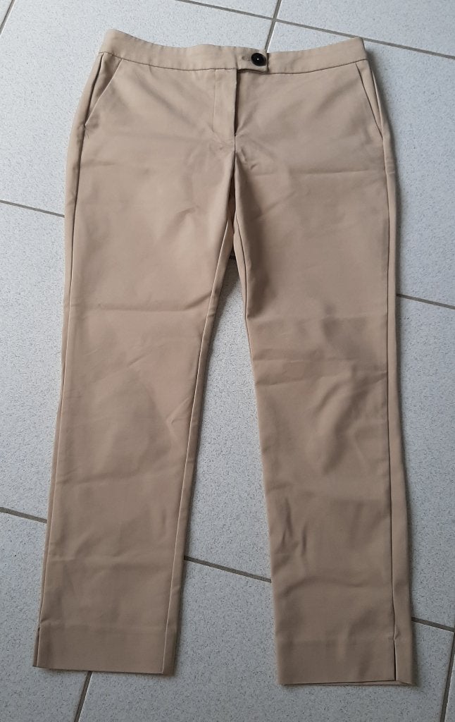 Mango (heup) broek / pantalon voor maat 38, Mango, Beige, Zo goed als nieuw, Driekwart