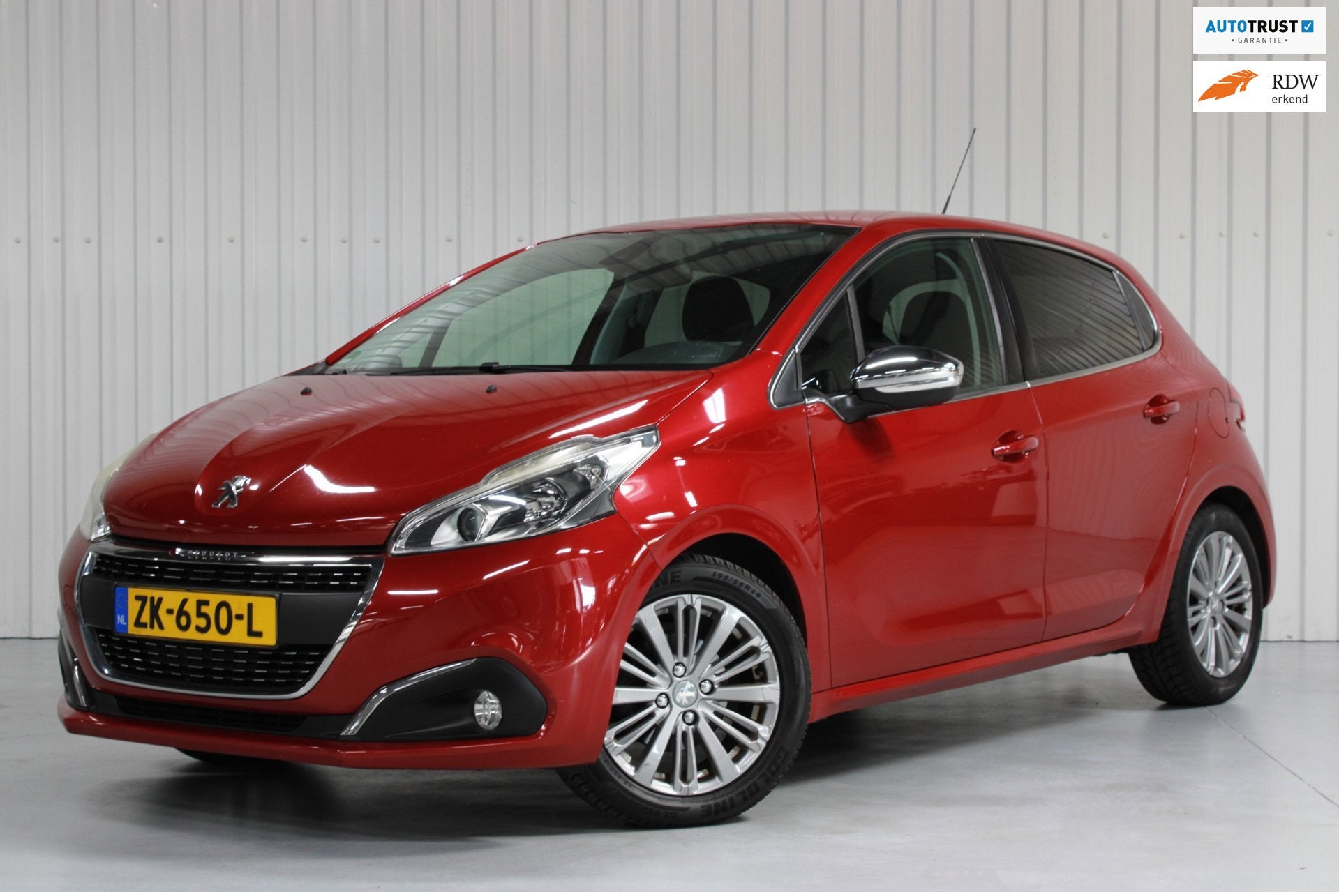 Peugeot 208 1.2 PureTech Première, Auto's, Voorwielaandrijving, Stof, 23 km/l, Bedrijf