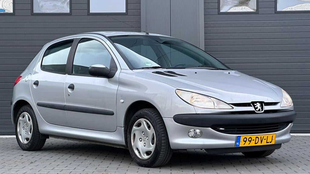 Peugeot 206 | Koopje | 85d NAP | Airco | All-season banden |, Voorwielaandrijving, 15 km/l, Origineel Nederlands, Particulier