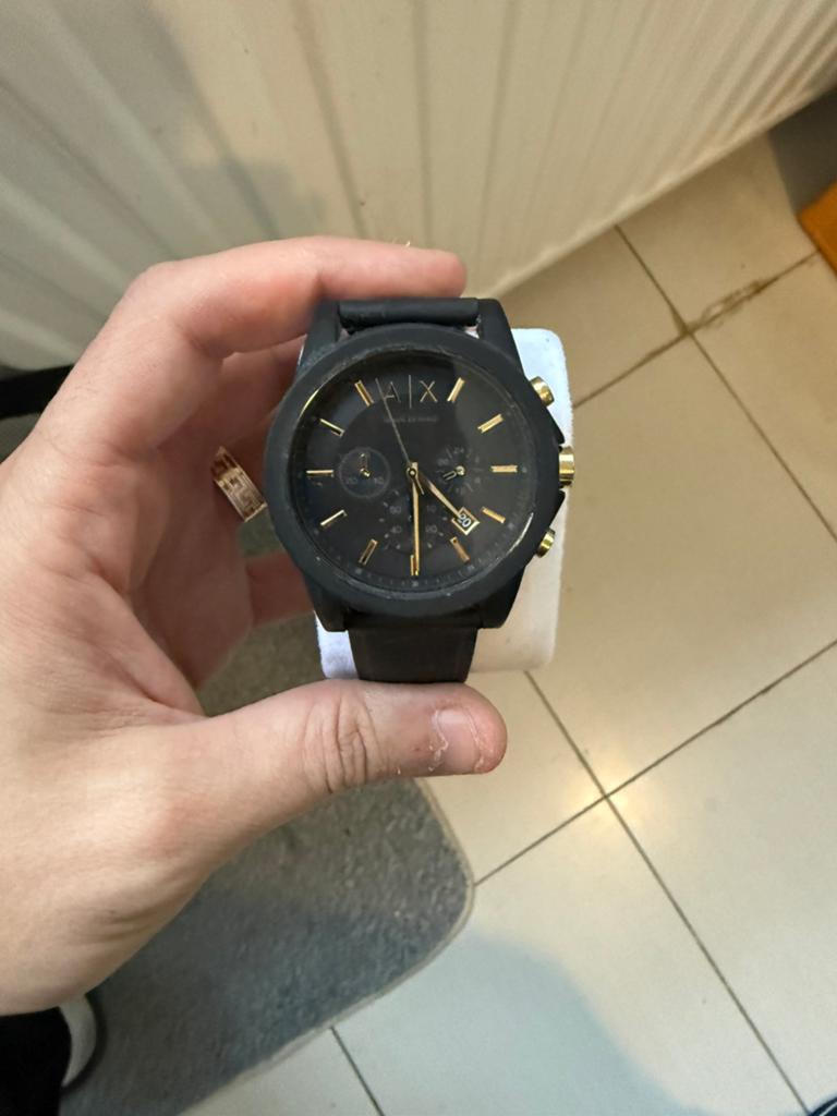 Armani Exchange AX7105 Herenhorloge Zwart Goud, Sieraden, Tassen en Uiterlijk, Horloges | Heren, Kunststof, Polshorloge, Zo goed als nieuw