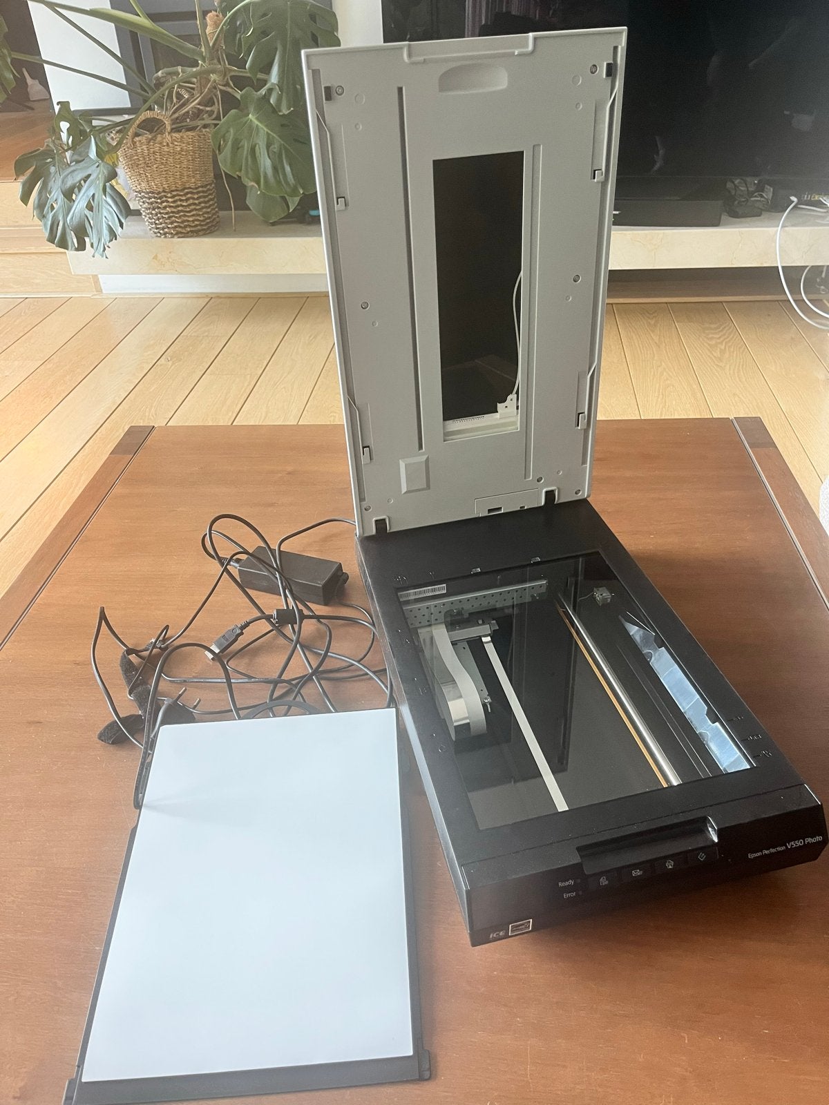 Epson Perfection Photo V550 Scanner - Zo goed als nieuw, Ophalen, Zo goed als nieuw, Flatbedscanner