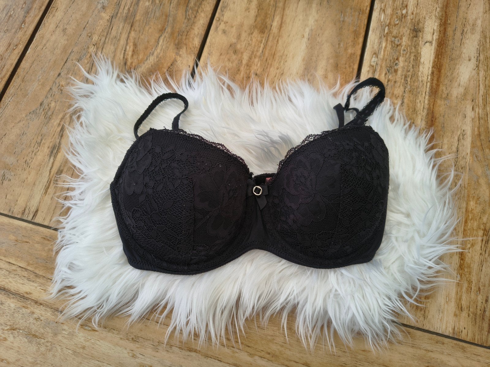 Zwarte kanten BH mt 70E, Hunkemöller, Ophalen of Verzenden, Zwart, BH